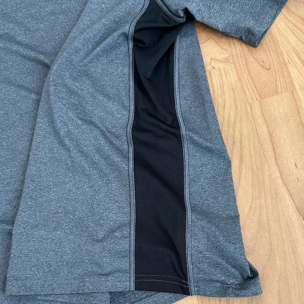 Champion Men's Gray Short Sleeve Shirt - Picture 6 of 7